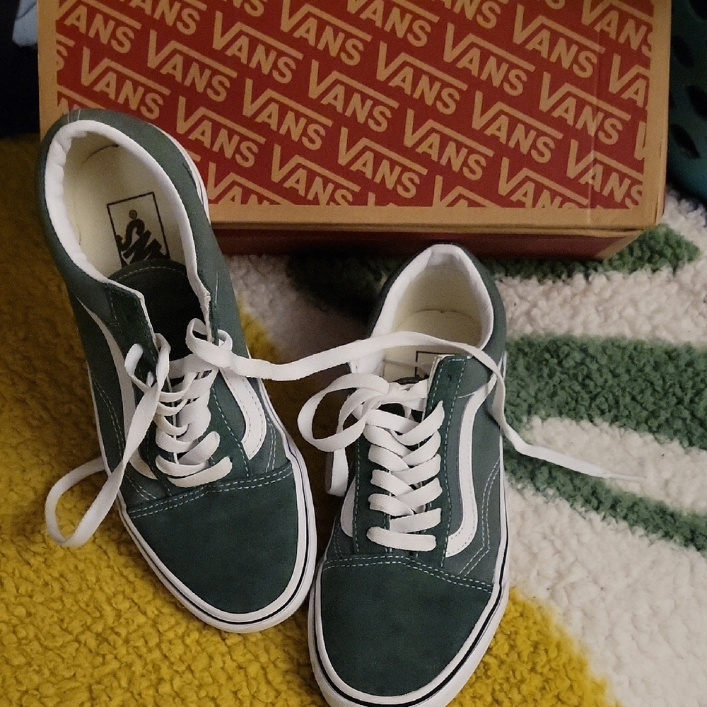 Vans Green and White Old Skool Sneakers